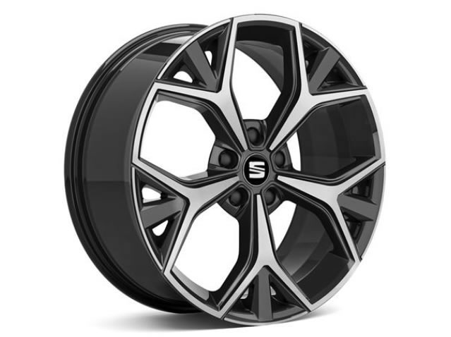 19” alloy wheel, Matt Black